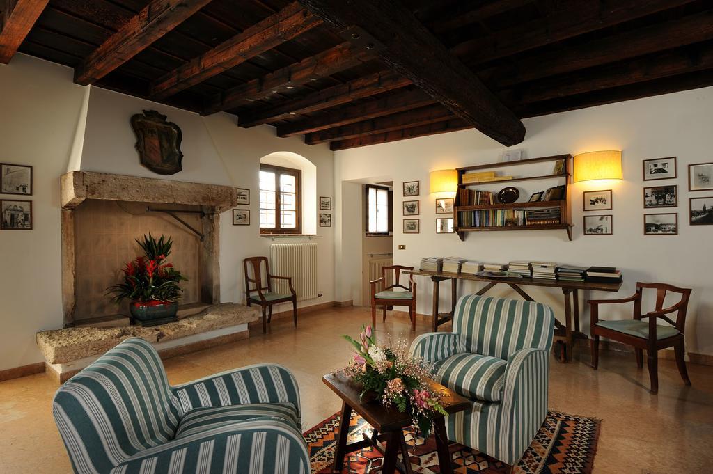 La Foresteria Serego Alighieri SantʼAmbrogio di Valpolicella Exteriör bild
